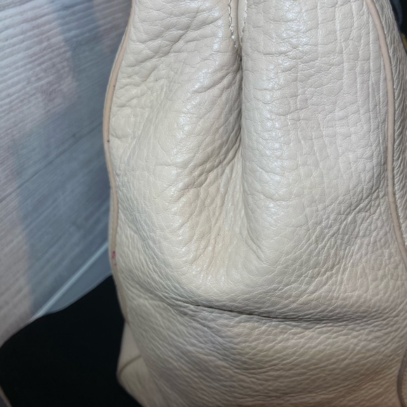 Badgley Mischka Maya Tote Color Block Latte/Black - Picture 5 of 11